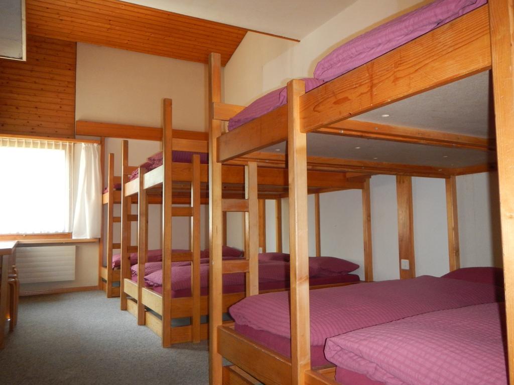 Mountain Lodge Urweider Innertkirchen Δωμάτιο φωτογραφία
